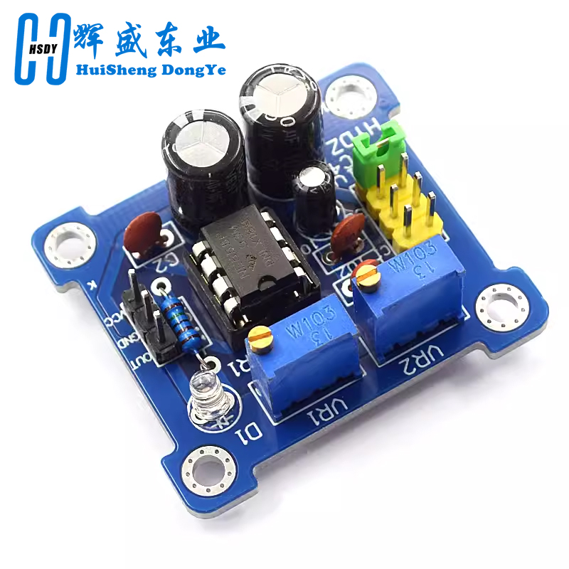 NE555 مولد نبضات نبض كاتب دورة - مراجعة Diy Audio Electronics Kit وسعره